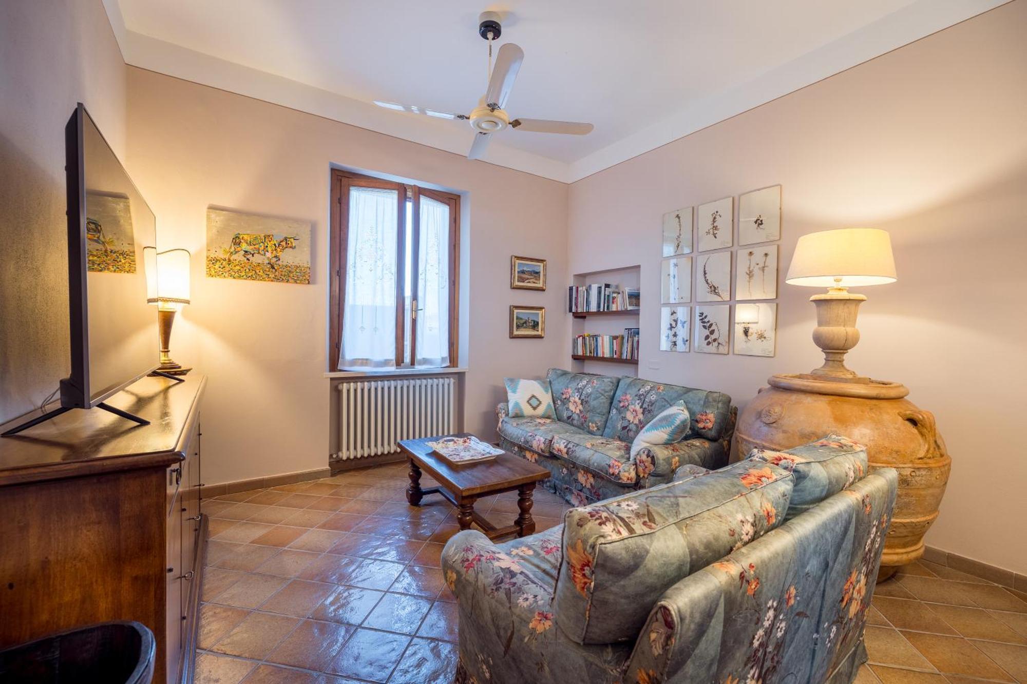 La Catena Apartment With Pool Ulignano Exterior photo